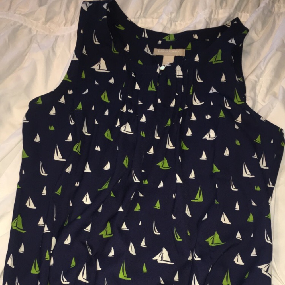 Banana Republic tank top!!